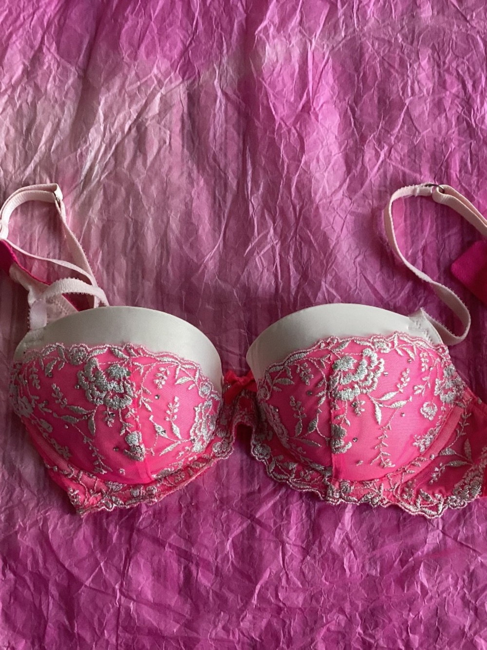 NWOT Victoria’s Secret Dream Angels Lined Demi Bra 34B